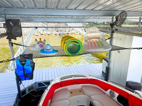 DockNet - The Solution for Storage and Drying of Boating Accessories in a Dock Slip